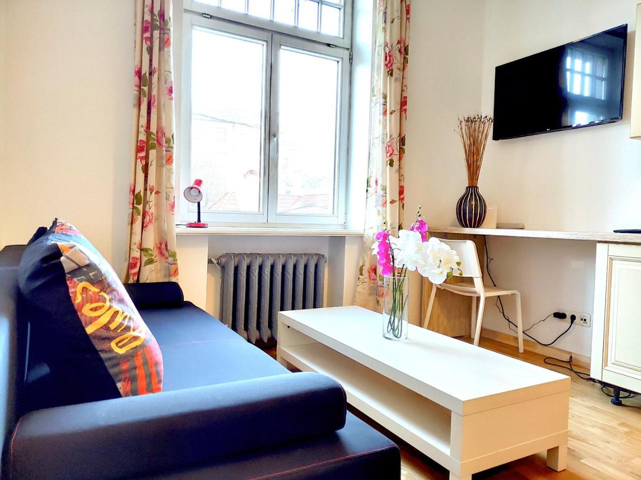Brivibas Center Apartments Riga Ngoại thất bức ảnh