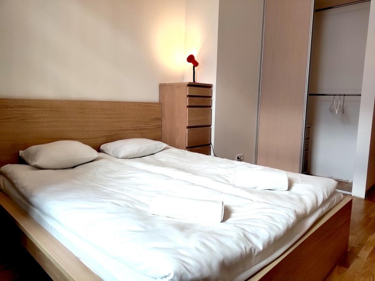Brivibas Center Apartments Riga Ngoại thất bức ảnh