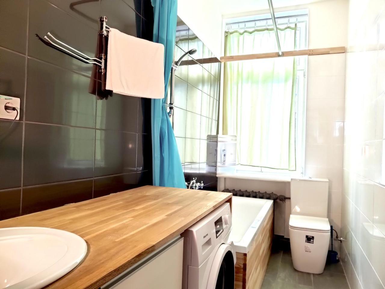 Brivibas Center Apartments Riga Ngoại thất bức ảnh