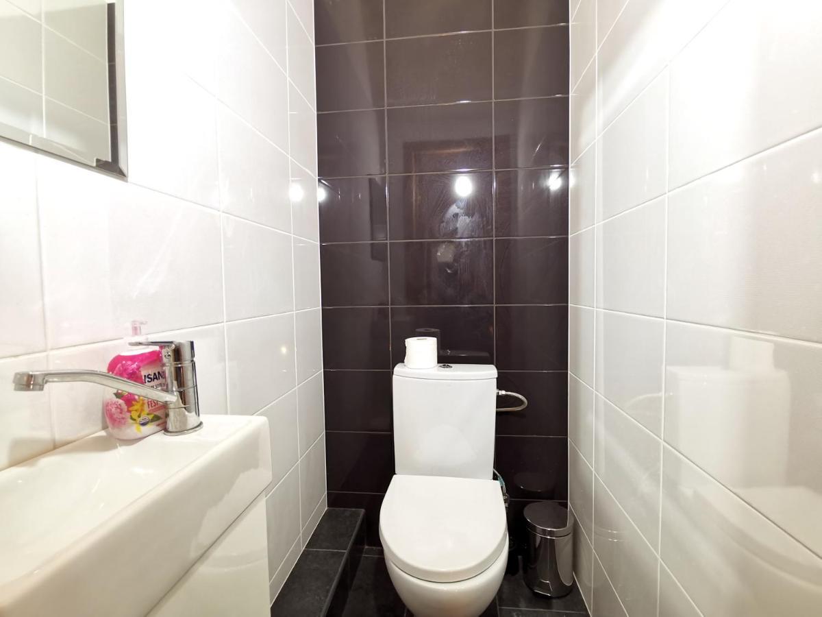 Brivibas Center Apartments Riga Ngoại thất bức ảnh