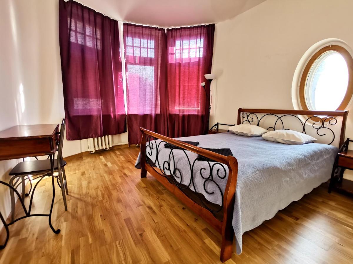 Brivibas Center Apartments Riga Ngoại thất bức ảnh