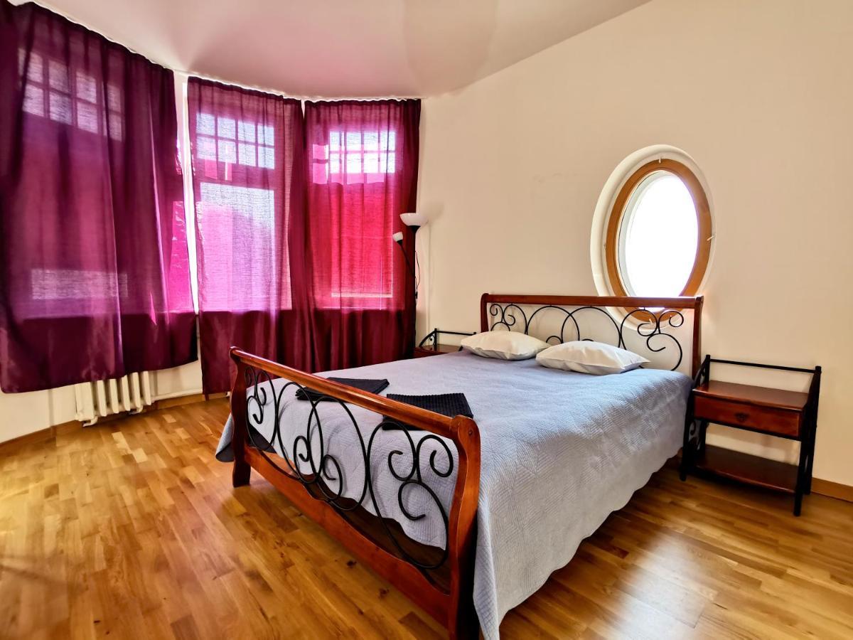 Brivibas Center Apartments Riga Ngoại thất bức ảnh