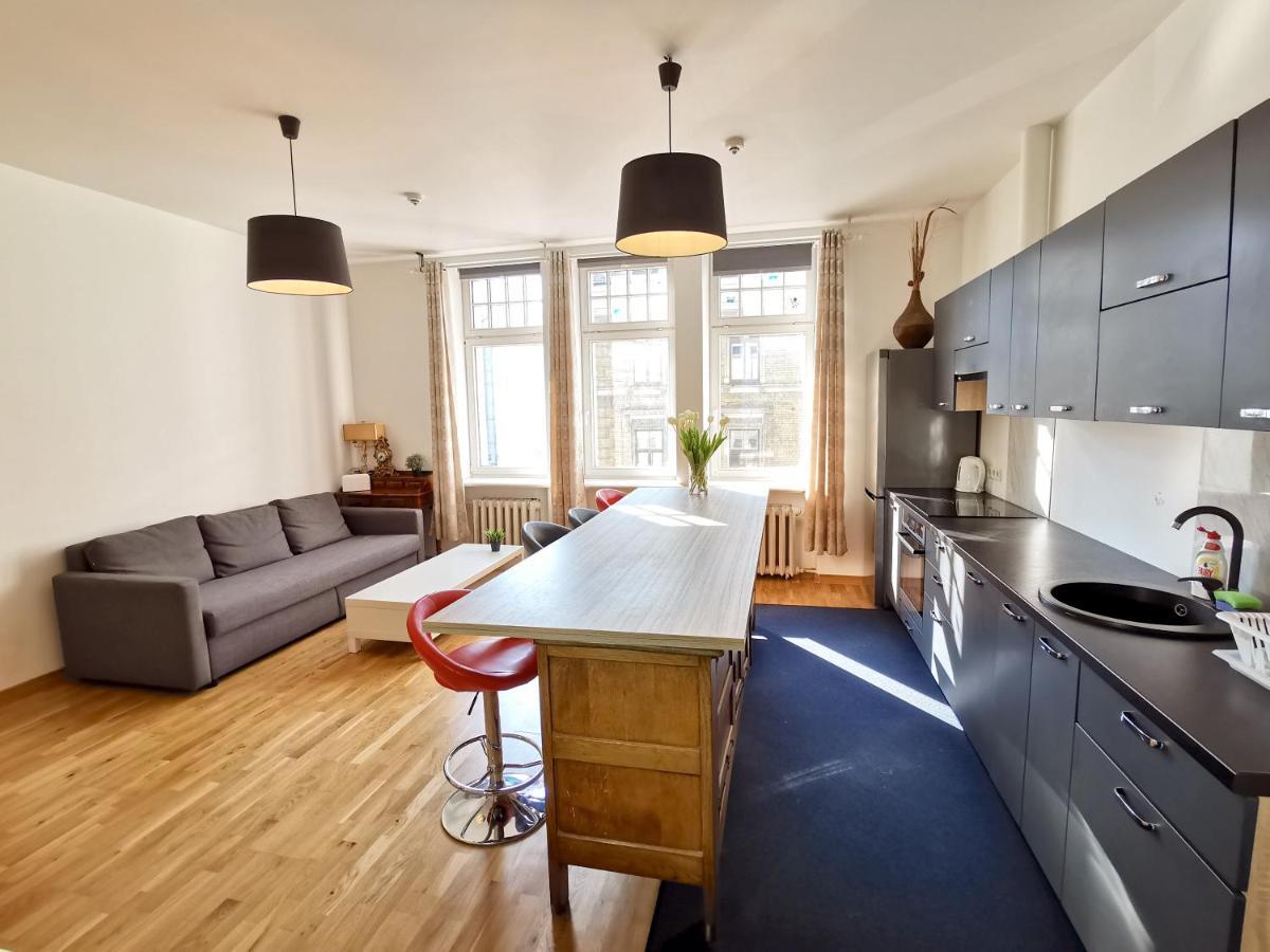 Brivibas Center Apartments Riga Ngoại thất bức ảnh